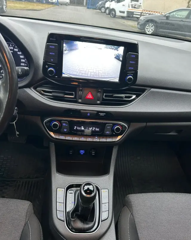 HYUNDAI I30 1.6 D Comfort DCT