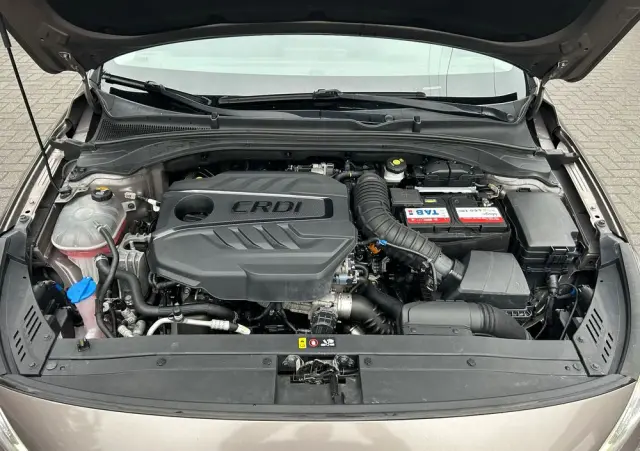 HYUNDAI I30 1.6 D Comfort DCT