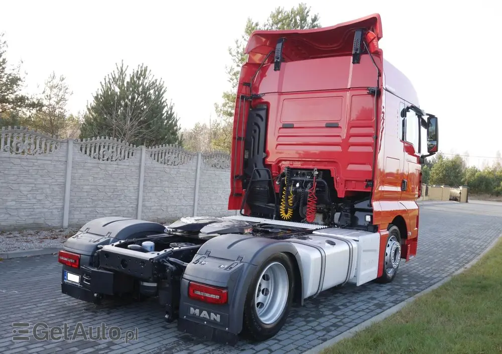 MAN TGX 18.460 XLX Efficient Line Low Deck Mega 