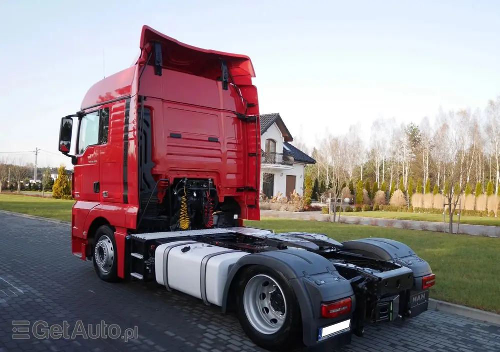 MAN TGX 18.460 XLX Efficient Line Low Deck Mega 