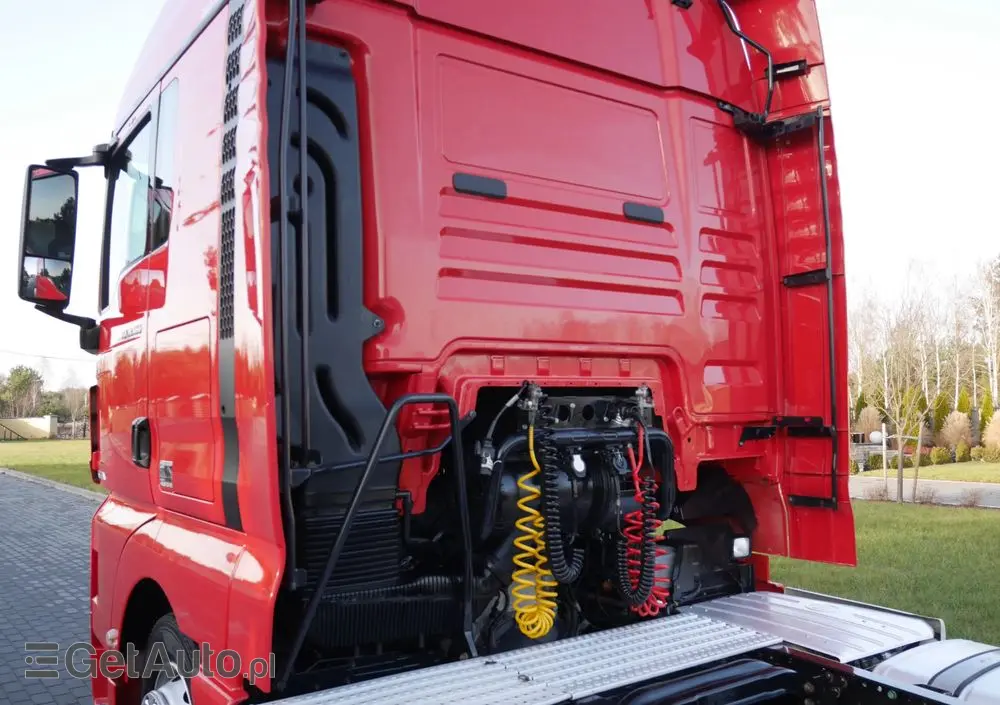 MAN TGX 18.460 XLX Efficient Line Low Deck Mega 