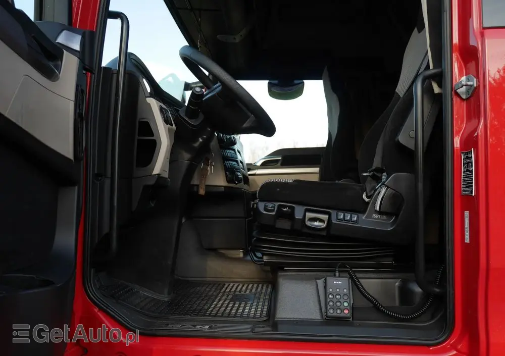 MAN TGX 18.460 XLX Efficient Line Low Deck Mega 