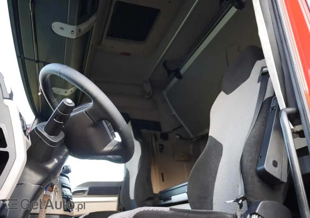 MAN TGX 18.460 XLX Efficient Line Low Deck Mega 