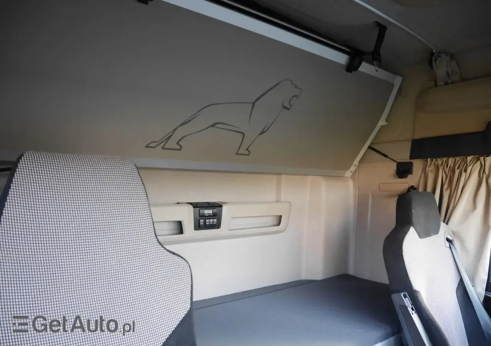 MAN TGX 18.460 XLX Efficient Line Low Deck Mega 