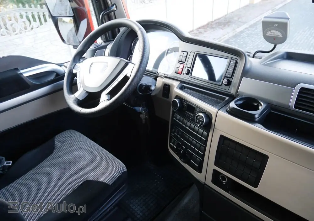 MAN TGX 18.460 XLX Efficient Line Low Deck Mega 