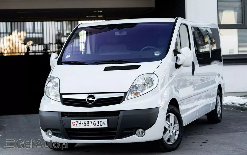 OPEL Vivaro 