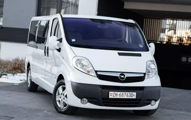 OPEL Vivaro 