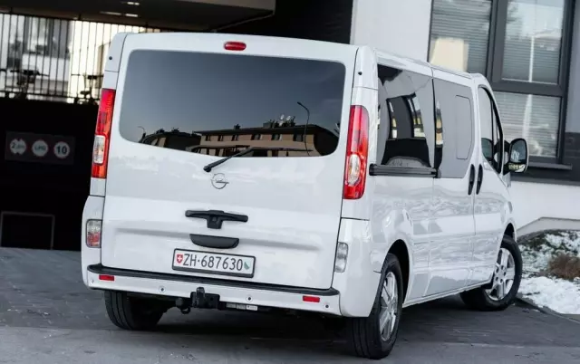 OPEL Vivaro 