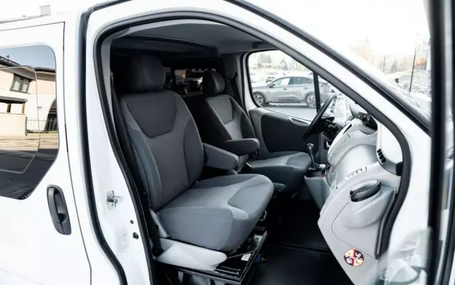 OPEL Vivaro 