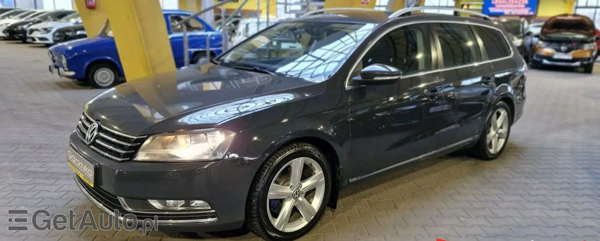 VOLKSWAGEN Passat 