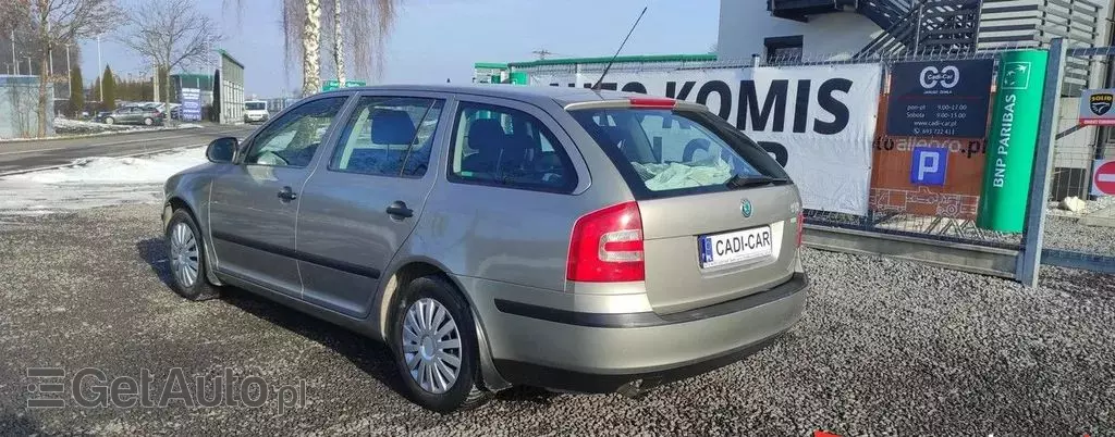 SKODA Octavia 
