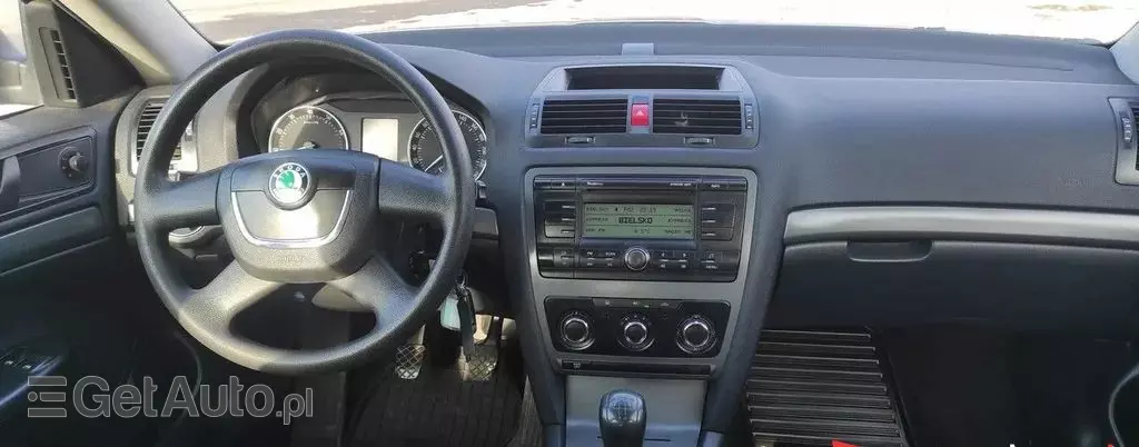 SKODA Octavia 
