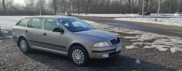 SKODA Octavia 