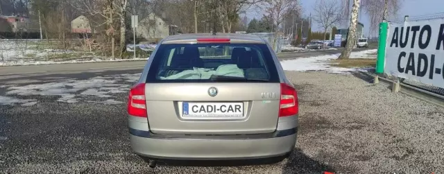 SKODA Octavia 