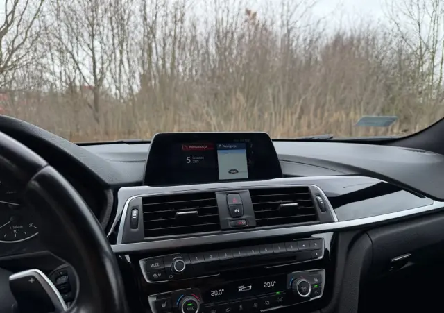 BMW Seria 4 420d Sport-Aut Sport Line