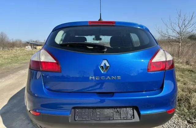 RENAULT Megane 