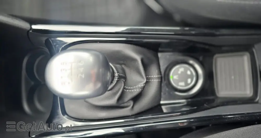 PEUGEOT 2008 1.2 PureTech Allure S&S