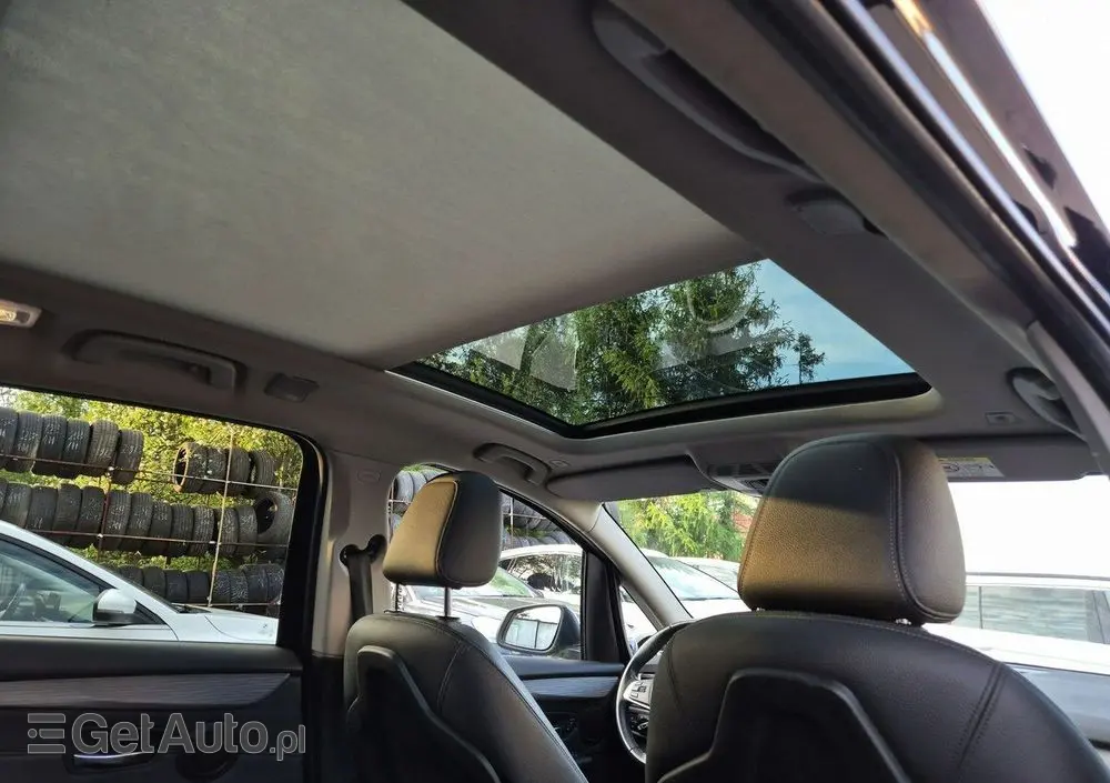 BMW Seria 2 220d Gran Tourer Luxury Line