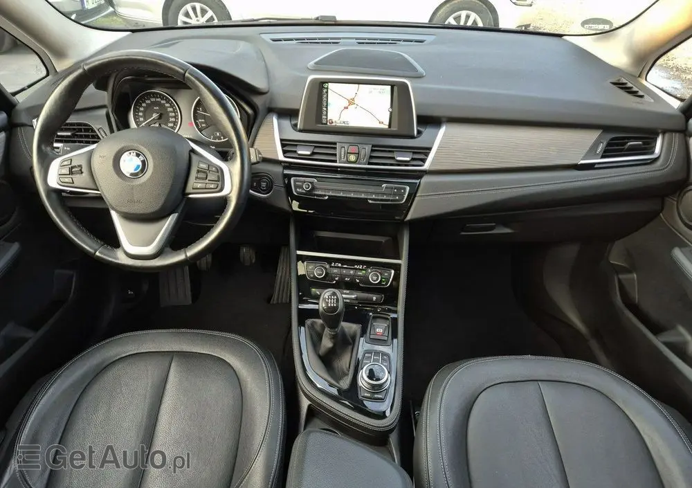 BMW Seria 2 220d Gran Tourer Luxury Line