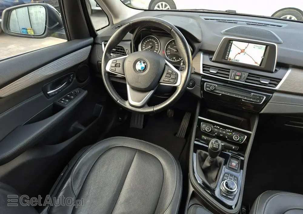 BMW Seria 2 220d Gran Tourer Luxury Line