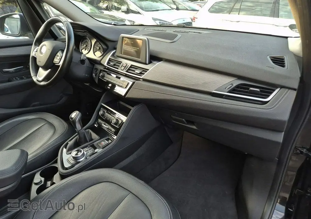 BMW Seria 2 220d Gran Tourer Luxury Line