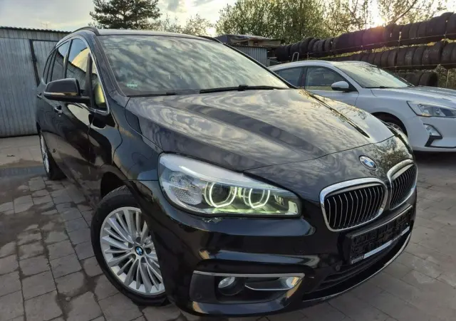 BMW Seria 2 220d Gran Tourer Luxury Line