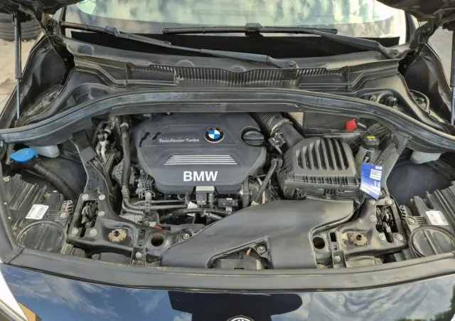 BMW Seria 2 220d Gran Tourer Luxury Line