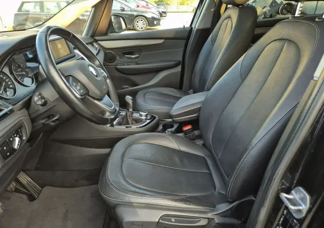 BMW Seria 2 220d Gran Tourer Luxury Line