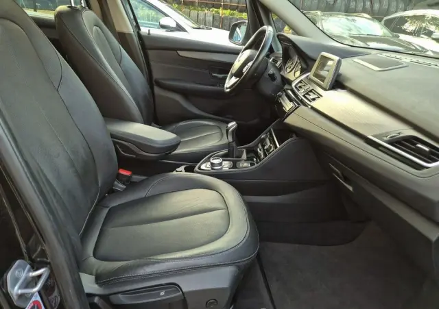 BMW Seria 2 220d Gran Tourer Luxury Line