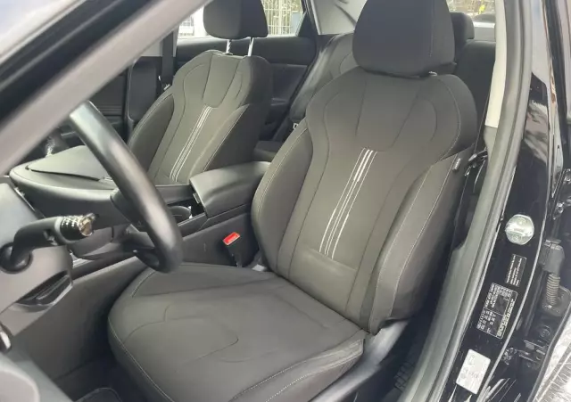 HYUNDAI Elantra 1.6 Executive CVT