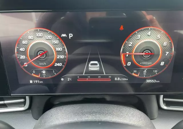 HYUNDAI Elantra 1.6 Executive CVT