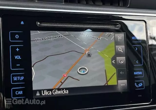 TOYOTA Auris Hybrid 135 Active