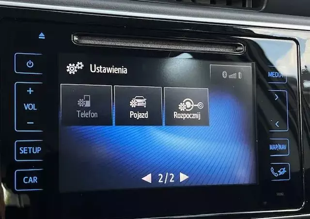 TOYOTA Auris Hybrid 135 Active