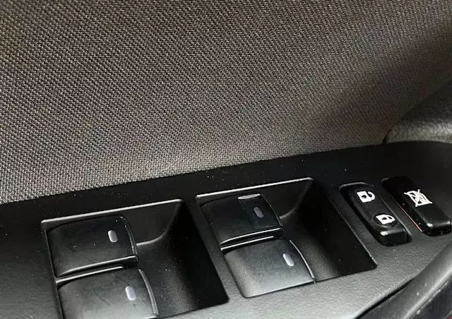 TOYOTA Auris Hybrid 135 Active