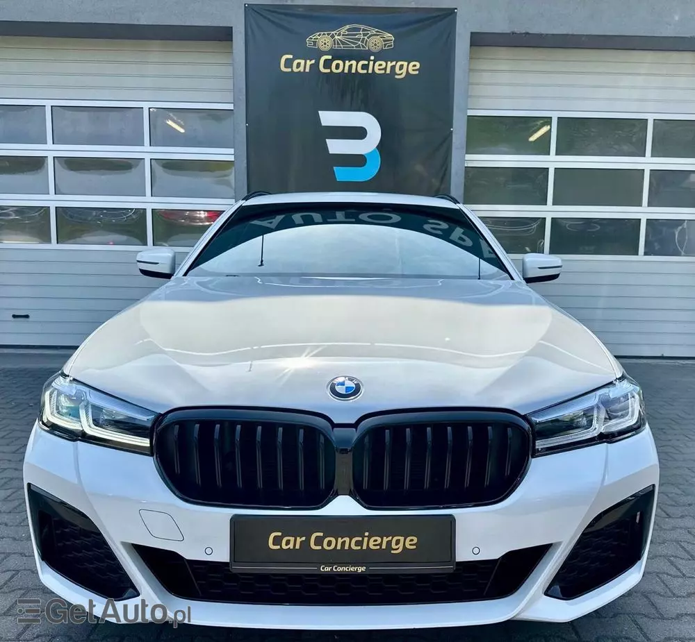BMW Seria 5 520d xDrive M Sport sport