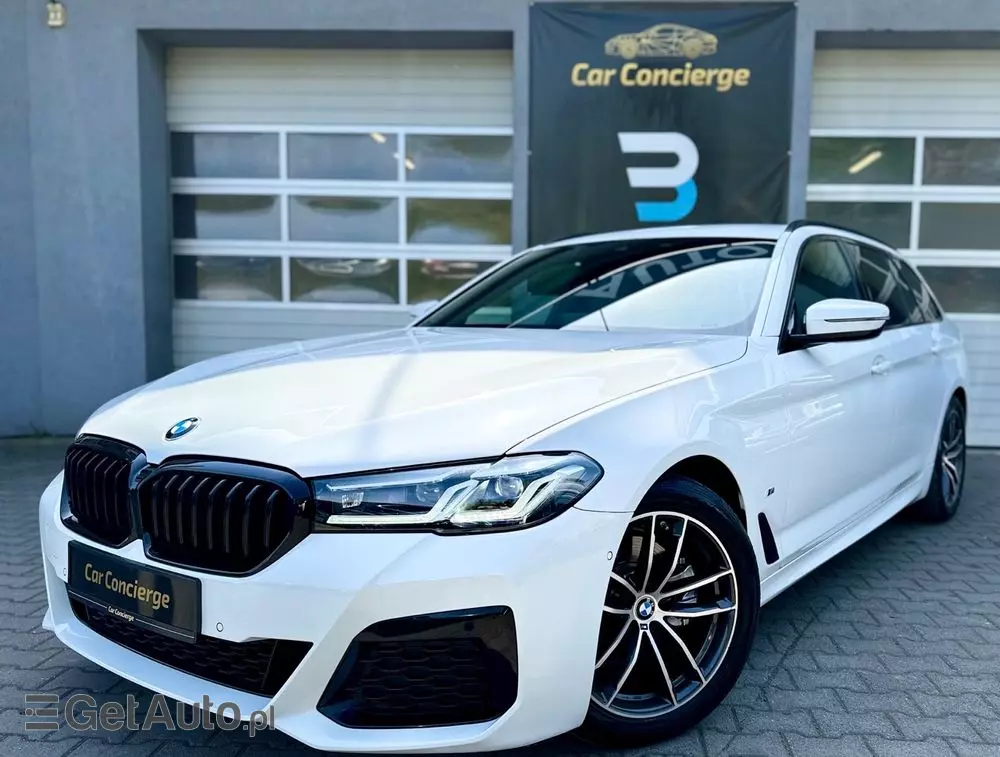BMW Seria 5 520d xDrive M Sport sport