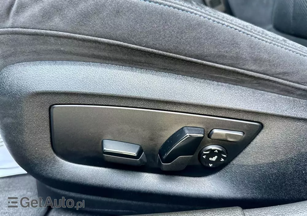 BMW Seria 5 520d xDrive M Sport sport