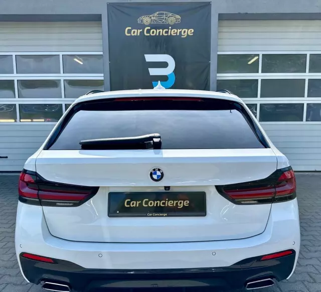 BMW Seria 5 520d xDrive M Sport sport