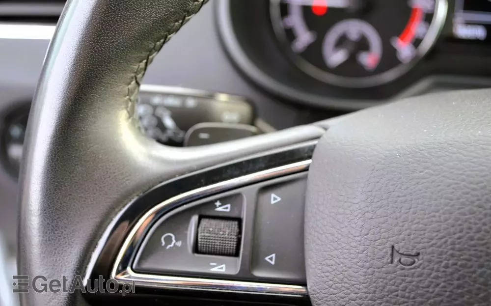 SKODA Octavia 1.6 TDI DSG Soleil