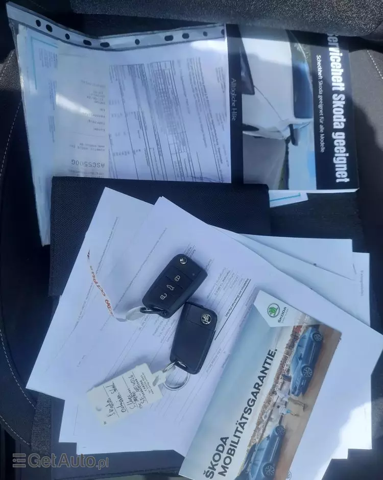 SKODA Octavia 1.6 TDI DSG Soleil