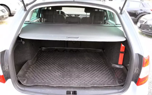 SKODA Octavia 1.6 TDI DSG Soleil