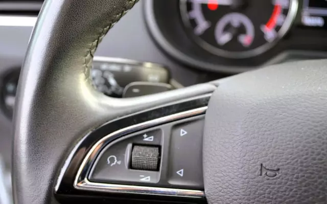 SKODA Octavia 1.6 TDI DSG Soleil