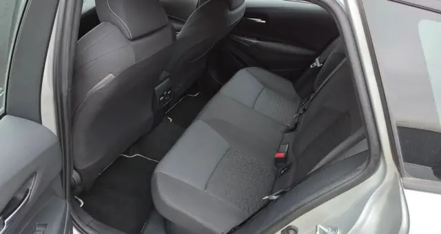 TOYOTA Corolla 1.8 Hybrid Executive