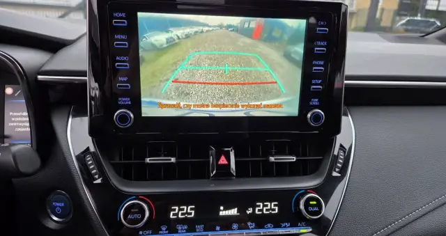 TOYOTA Corolla 1.8 Hybrid Executive