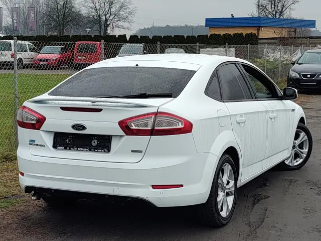 FORD Mondeo Titanium