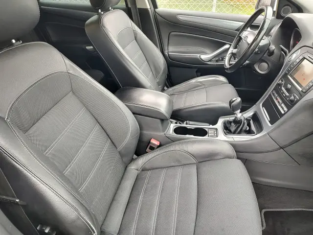 FORD Mondeo Titanium