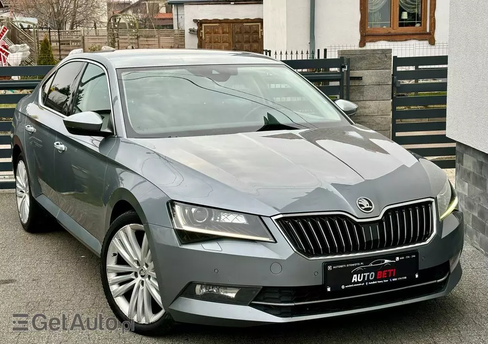 SKODA Superb Combi 2.0 TDI DSG Ambition