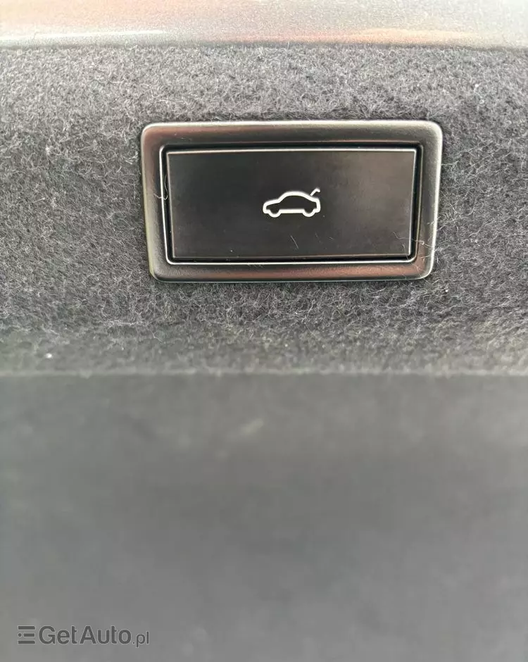 SKODA Superb Combi 2.0 TDI DSG Ambition