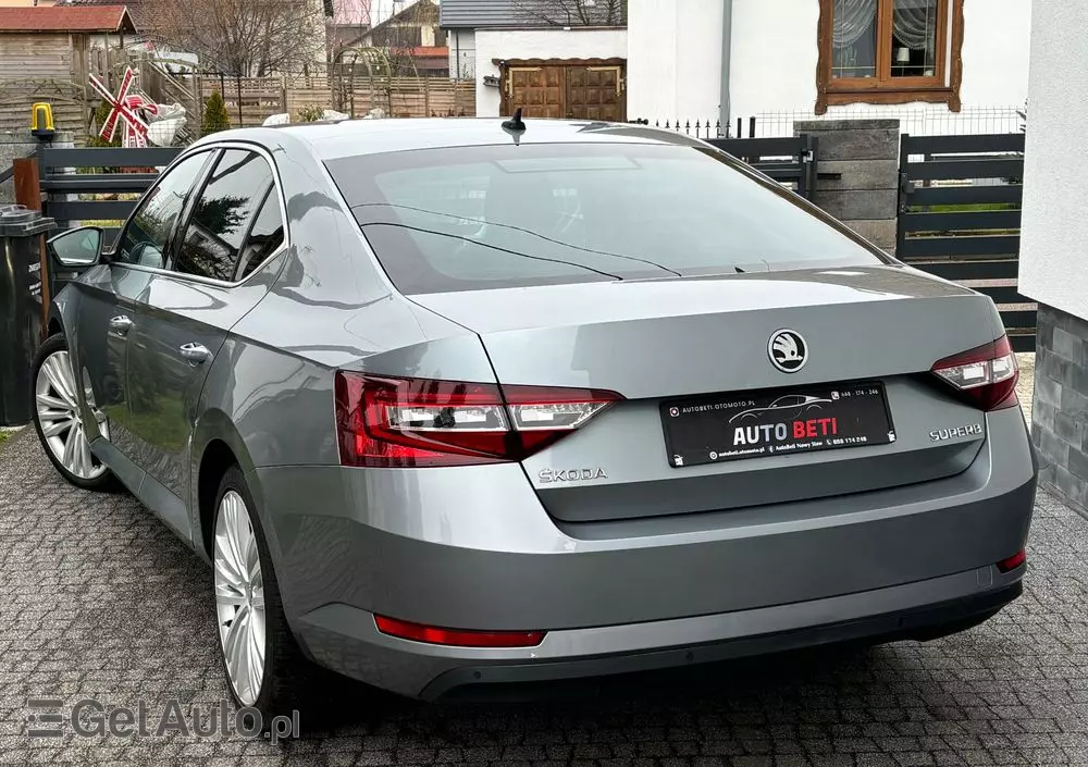 SKODA Superb Combi 2.0 TDI DSG Ambition