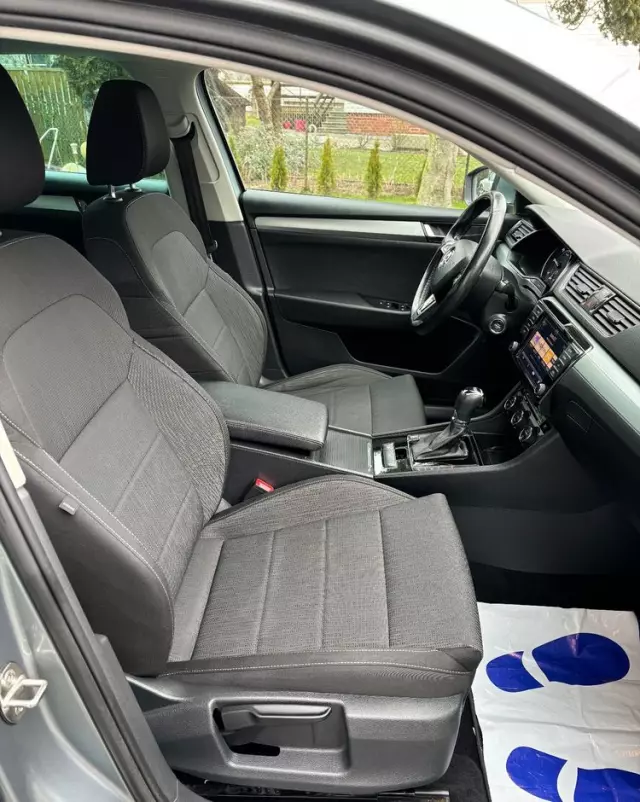 SKODA Superb Combi 2.0 TDI DSG Ambition